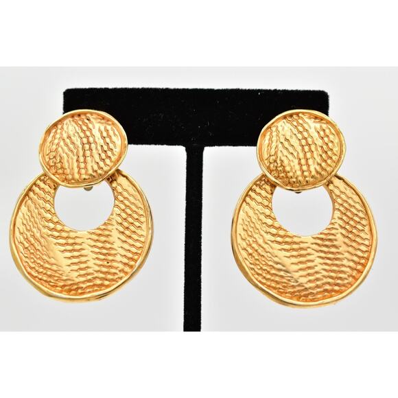 Vintage Door Knocker Clip On Earrings Brushed Gold Textured Chunky 1980s BinBB - Picture 1 of 12